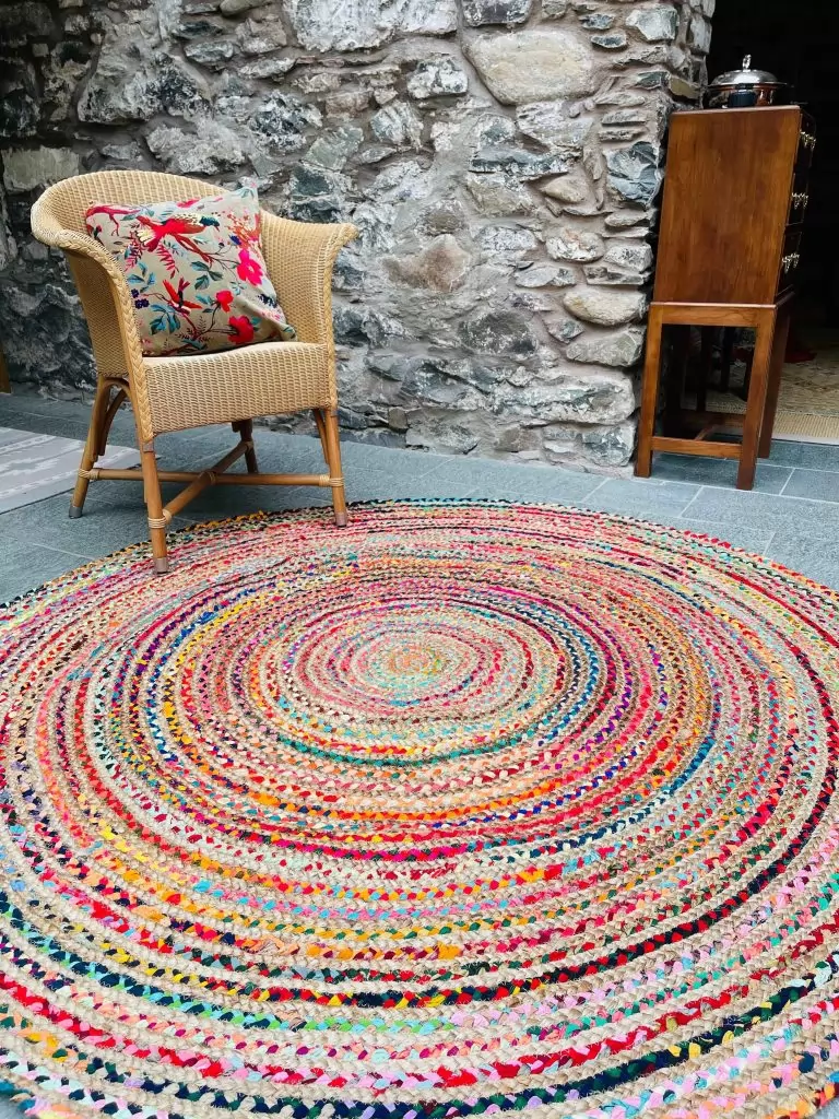 Round-Carpet
